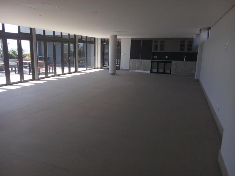 To Let 1 Bedroom Property for Rent in Woodstock Western Cape
